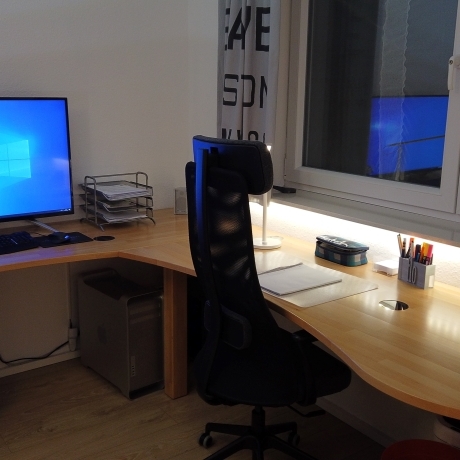 Schreibtisch_1